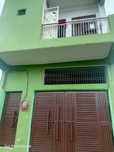 Image of 700 Sq.ft 1 BHK Independent House for rent in Gaur City 7th Avenue, Noida Extension, Greater Noida for Rs. 5500