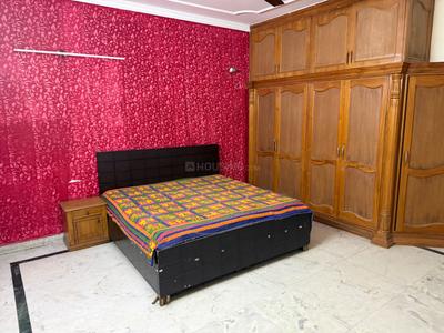 Bedroom Image of 2340 Sq.ft 3 BHK Builder Floor for rent in Sector 14 Gurgaon for Rs. 65000