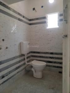 Bathroom Image of 1360 Sq.ft 3 BHK Apartment / Flat for sale in Airport Gate no. 1 Kolkata for Rs. 5440000