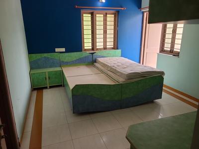 Bedroom Image of 2800 Sq.ft 4 BHK Independent House for sale in Chanakyapuri Ahmedabad for Rs. 39999999