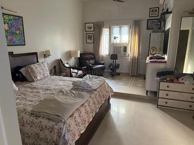 Bedroom Image of 1875 Sq.ft 3 BHK Apartment / Flat for sale in Arun Vihar, Sector 37 Noida for Rs. 24000000
