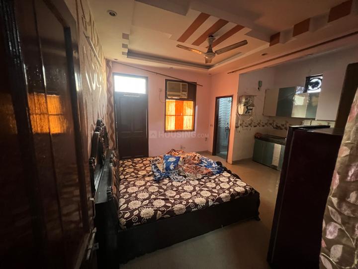 Block B 2B, Janakpuri Bedroom 1