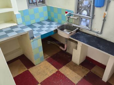 Kitchen Image of 600 Sq.ft 1.5 BHK Independent House for rent in T Nagar Chennai for Rs. 15000