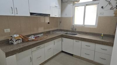 Kitchen Image of 1650 Sq.ft 3 BHK Builder Floor for rent in Emaar Emerald Floors Premier, Sector 65 Gurgaon for Rs. 65000