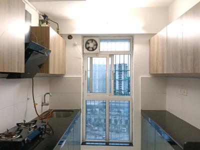 Kitchen Image of 900 Sq.ft 1.5 BHK Apartment / Flat for rent in Godrej Emerald, Kasarvadavali Thane for Rs. 27555