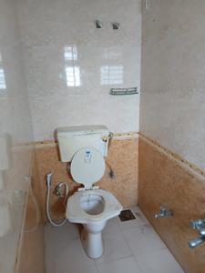 Bathroom Image of 1200 Sq.ft 2 BHK Apartment / Flat for rent in Khodiyar Colony Jamnagar for Rs. 20000