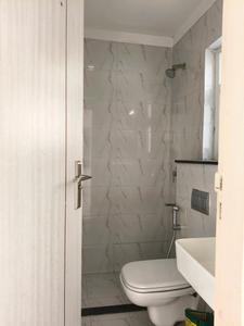 Common Bathroom Image of 2495 Sq.ft 3 BHK Apartment / Flat for sale in BPTP Astaire Garden Floors, Sector 70A Gurgaon for Rs. 25500000