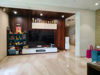 Living Room Image of 2340 Sq.ft 4 BHK Apartment / Flat for sale in Express Enclave, Andheri East Mumbai for Rs. 65100000