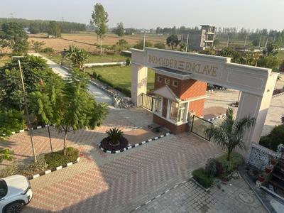 M M ESTATE Plot View 2
