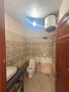 Bathroom Image of 2100 Sq.ft 3 BHK Builder Floor for rent in Rajpur Road Dehradun for Rs. 28000