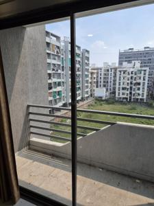 Balcony Image of 1000 Sq.ft 3 BHK Apartment / Flat for rent in Waghodia Road Vadodara for Rs. 18000
