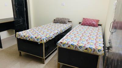Bedroom Image of Sine Girls pg near sector 57,58,59,62 in Sector 59, Noida