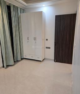 Bedroom Image of 1300 Sq.ft 3 BHK Builder Floor for rent in Central Park Flower Valley, Sector 33 Sohna for Rs. 35000