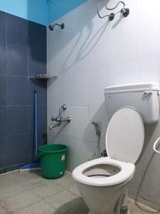 Common Bathroom Image of 1680 Sq.ft 3 BHK Apartment / Flat for sale in Blue Lotus Apartment, Kadubeesanahalli Bengaluru for Rs. 14000000