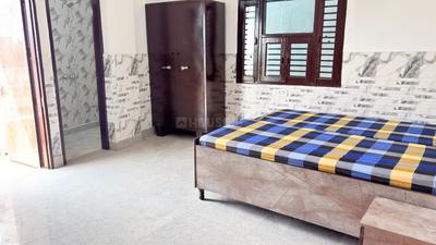 Bedroom Image of sagun home pg  in Sector 44, Noida