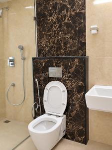 Bathroom Image of 2200 Sq.ft 4 BHK Apartment / Flat for rent in Nungambakkam Chennai for Rs. 170000