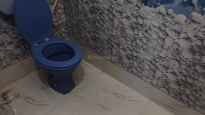 Bathroom Image of 385 Sq.ft 1 RK Apartment / Flat for rent in Keshtopur Kolkata for Rs. 6153
