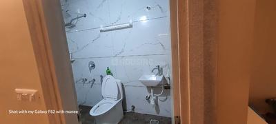 Bathroom Image of 895 Sq.ft 1 BHK Independent House for rent in Kamadhenu, Madikeri Kodagu for Rs. 10500