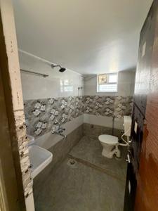 Bathroom Image of 1000 Sq.ft 2 BHK Independent House for rent in Uttara Bhubaneswar for Rs. 10000