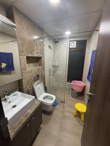 Bathroom Image of 1460 Sq.ft 3 BHK Apartment / Flat for rent in Peninsula Celestia Spaces, Parel Mumbai for Rs. 210000