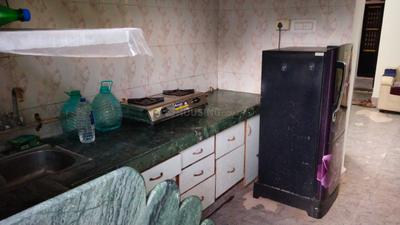 Kitchen Image of 800 Sq.ft 1 BHK Apartment / Flat for rent in Motera Ahmedabad for Rs. 15000
