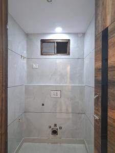 Common Bathroom Image of 900 Sq.ft 3 BHK Builder Floor for rent in Dwarka Mor New Delhi for Rs. 30000