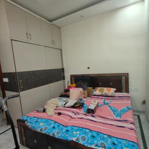 Bedroom Image of 1800 Sq.ft 3 BHK Builder Floor for sale in Palam Vihar Gurgaon for Rs. 20000000
