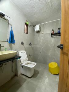 Bathroom Image of 1700 Sq.ft 3 BHK Apartment / Flat for rent in HH Pravesh, Ghatlodiya Ahmedabad for Rs. 50000