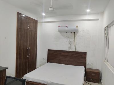 1 RK Independent Builder Floor