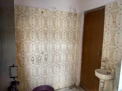Bathroom Image of 1110 Sq.ft 2 BHK Independent House for sale in Kisan Path Lucknow for Rs. 6000000