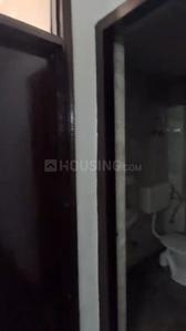 Bathroom Image of 885 Sq.ft 2 BHK Apartment / Flat for sale in Techman Moti Residency, Sikrod Ghaziabad for Rs. 4600000