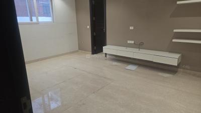 Bedroom Image of 4500 Sq.ft 5 BHK Builder Floor for rent in Janakpuri New Delhi for Rs. 160000
