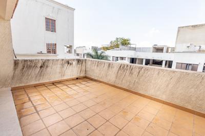 Balcony Image of 3500 Sq.ft 4 BHK Apartment / Flat for rent in Halasuru Bengaluru for Rs. 220000
