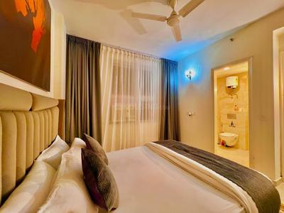 Bedroom Image of 1475 Sq.ft 3 BHK Apartment / Flat for rent in Omaxe The Palace, Gomti Nagar Lucknow for Rs. 55000
