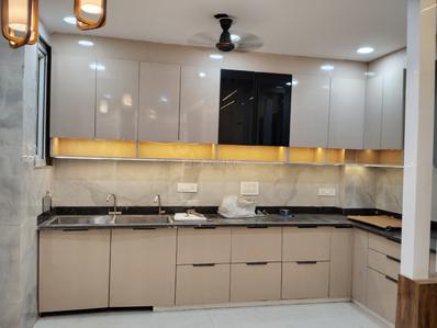 Kitchen Image of 1050 Sq.ft 3 BHK Builder Floor for rent in Sector 14 Rohini New Delhi for Rs. 45000