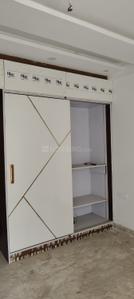 Bedroom Image of 2100 Sq.ft 4 BHK Apartment / Flat for sale in Sector 104 Noida for Rs. 7000000