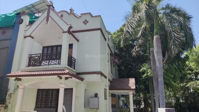 Building Image of 2000 Sq.ft 4 BHK Villa for sale in Motera Ahmedabad for Rs. 28000000