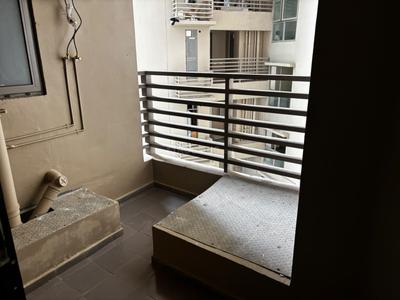Balcony Image of 1200 Sq.ft 3 BHK Apartment / Flat for sale in Sheth Auris Serenity, Malad West Mumbai for Rs. 52500000