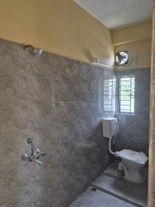 Bathroom Image of 1400 Sq.ft 3 BHK Apartment / Flat for rent in Chandmari Guwahati for Rs. 20000