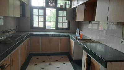 Kitchen Image of 4500 Sq.ft 3 BHK Builder Floor for rent in New Friends Colony New Delhi for Rs. 150000