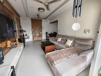 Hall Image of 900 Sq.ft 2 BHK Apartment / Flat for sale in Solitaire Heights, Malad West Mumbai for Rs. 18000000