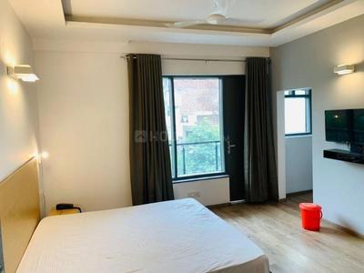 Bedroom Image of 1676 Sq.ft 3 BHK Apartment / Flat for rent in Express Garden, Indirapuram Ghaziabad for Rs. 39000
