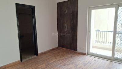 Bedroom Image of 1320 Sq.ft 3 BHK Apartment / Flat for sale in Nimbus The Hyde Park, Sector 78 Noida for Rs. 15700000