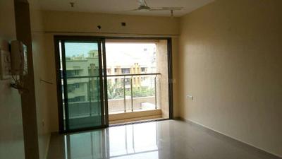 Hall Image of 1050 Sq.ft 2 BHK Apartment / Flat for rent in K Raheja Vistas, Powai Mumbai for Rs. 80000