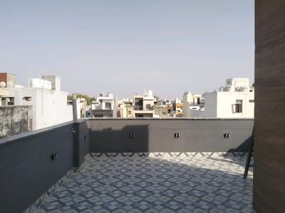 Terrace Image of 1500 Sq.ft 3 BHK Builder Floor for sale in Shalimar Bagh New Delhi for Rs. 16000000