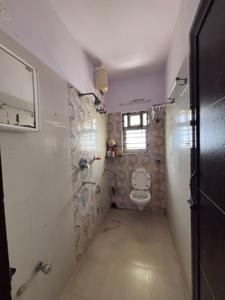 Bathroom Image of 686 Sq.ft 2 BHK Apartment / Flat for rent in Peerless Destination, Konnagar Hooghly for Rs. 17500