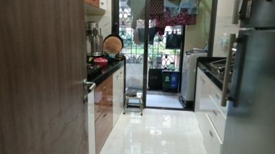 Kitchen Image of 980 Sq.ft 2 BHK Apartment / Flat for sale in Lodha Sterling, Thane West Thane for Rs. 19500000