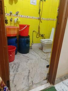 Bathroom Image of 700 Sq.ft 2 BHK Builder Floor for sale in Ganesh Nagar New Delhi for Rs. 4800000