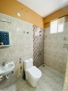 Bathroom Image of 1357 Sq.ft 3 BHK Apartment / Flat for rent in DS Max Signature, Devinagar Bengaluru for Rs. 32000