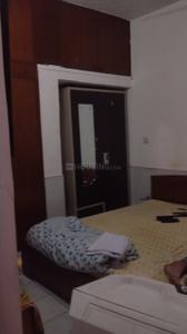 Bedroom Image of 1800 Sq.ft 3 BHK Builder Floor for rent in Alaknanda New Delhi for Rs. 65000